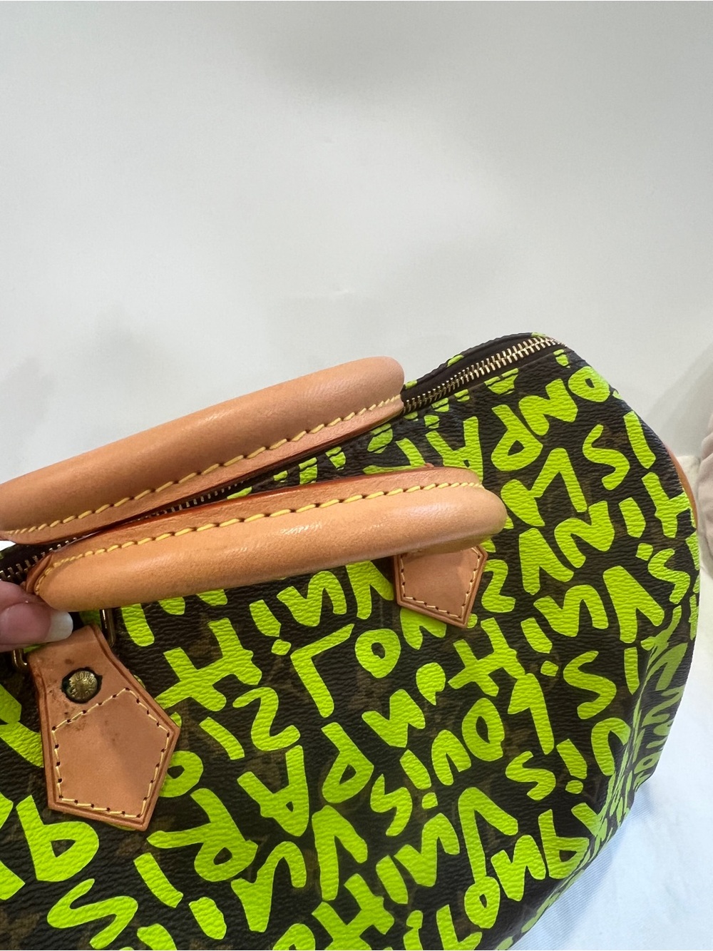Louis Vuitton Graffiti Speedy 30 - Picture 5 of 9